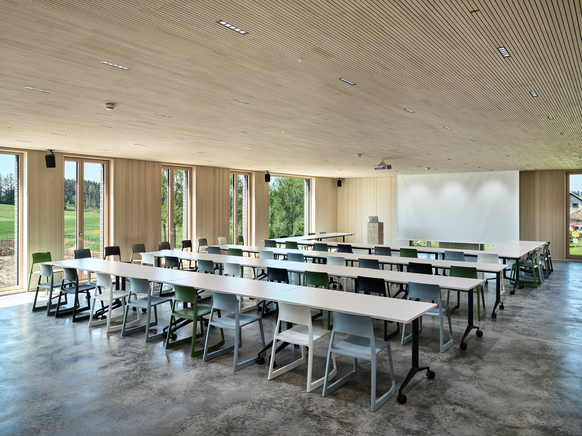 Lignotrend | Weilheim-Bannholz | hatec Lichttechnik GmbH